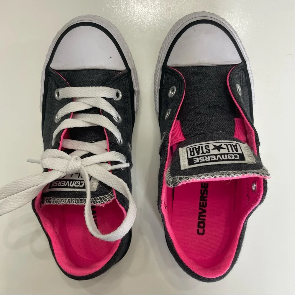 Converse Kids' Gray and Pink All Star Low Top Sneakers, size 2Y (see size note)